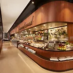 Hotel Hyperion